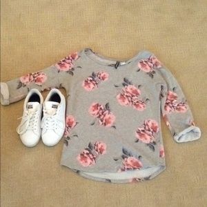 Quarter sleeve floral sweatshirt
